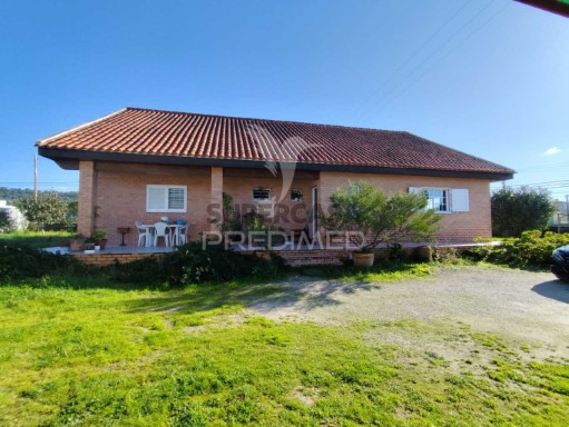Moradia T3 Azeitão (São Lourenço e São Simão), Setúbal
