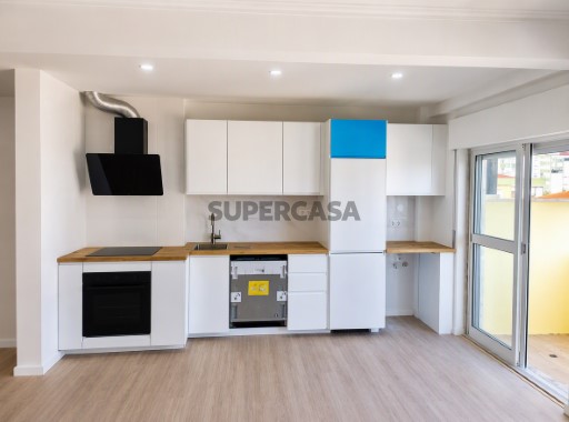 Apartment 3 Zimmer Mina de Água, Amadora
