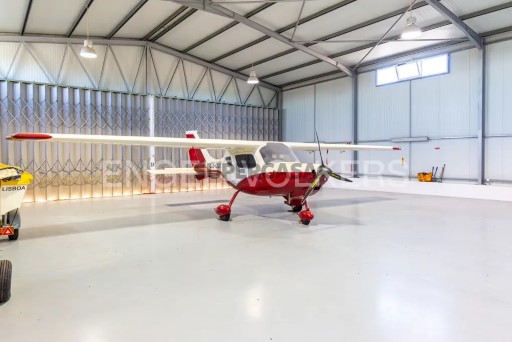 Herdade única com aeródromo privado
