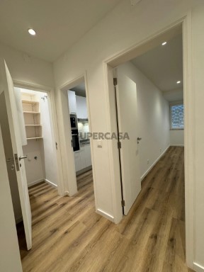 Apartment 3 Zimmer Mina de Água, Amadora