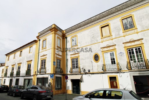 Prédio Évora (São Mamede, Sé, São Pedro e Santo Antão), Évora