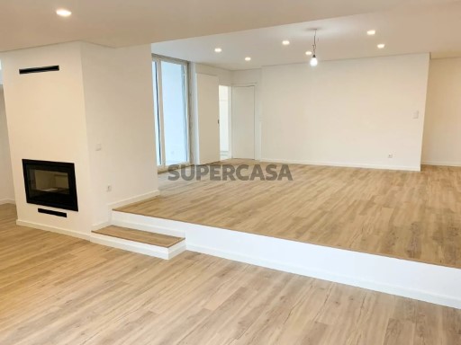 Apartment 4 Zimmer Alfragide, Amadora