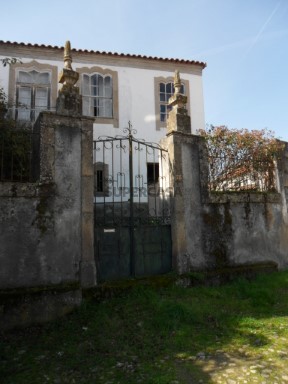 Moradia T5 Vila Flor e Nabo, Vila Flor