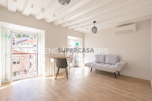 T2 Duplex com Vista Única sobre o Castelo de São Jorge