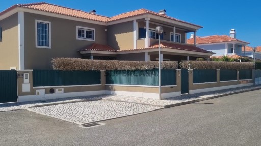 Façade