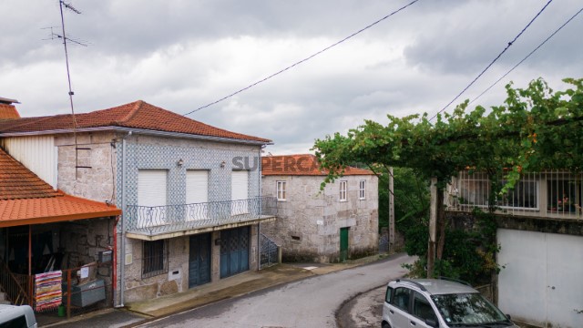 23 casas em Moreira do Rei e Várzea Cova. Casas para vender em Moreira do  Rei e Várzea Cova - Nestoria