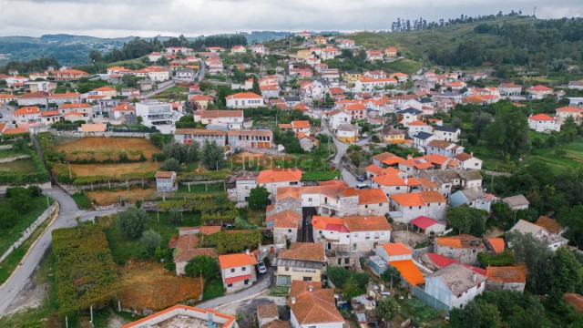 23 casas em Moreira do Rei e Várzea Cova. Casas para vender em Moreira do  Rei e Várzea Cova - Nestoria
