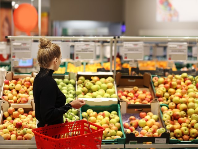Cabaz alimentar fica mais barato esta semana