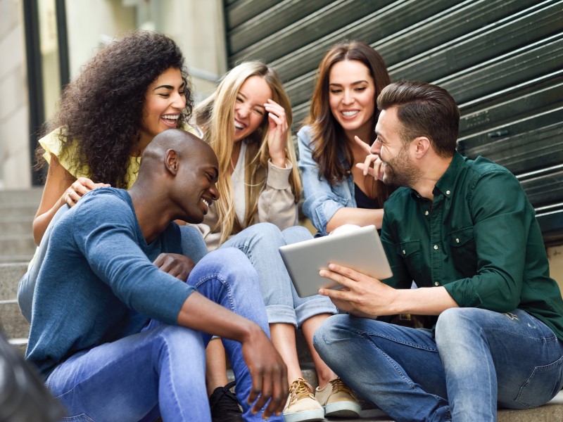 Jovens enfrentam mais dificuldades no emprego na Zona Euro