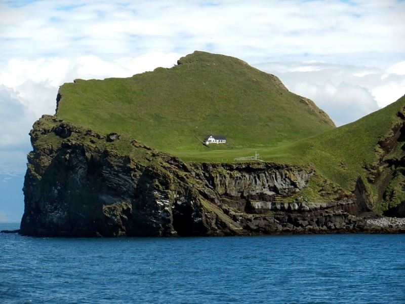 The world's most isolated house is in Iceland - SUPERCASA